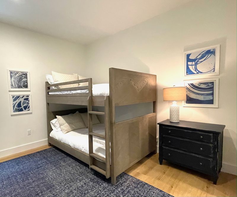 Rental Image 28