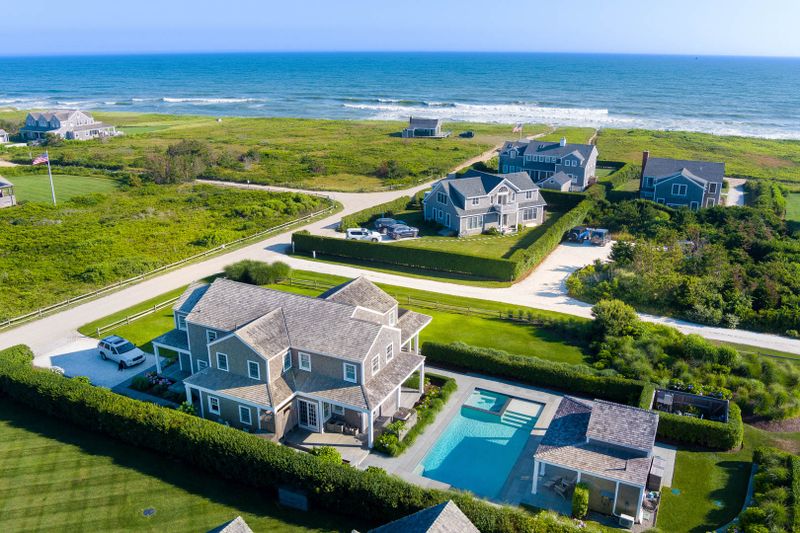 Breezin' Up Nantucket - Fisher Real Estate Nantucket