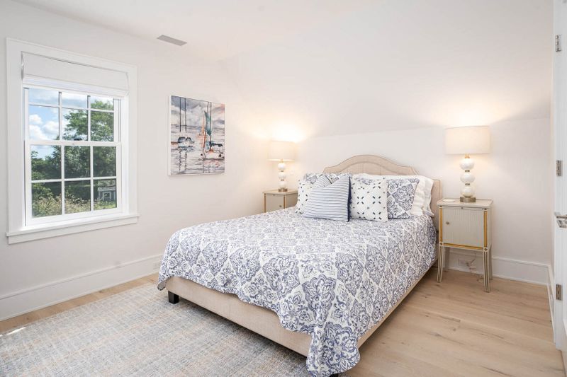 Rental Image 20