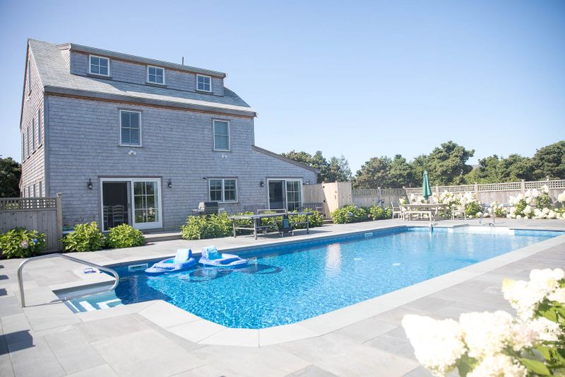 Rental Image 15