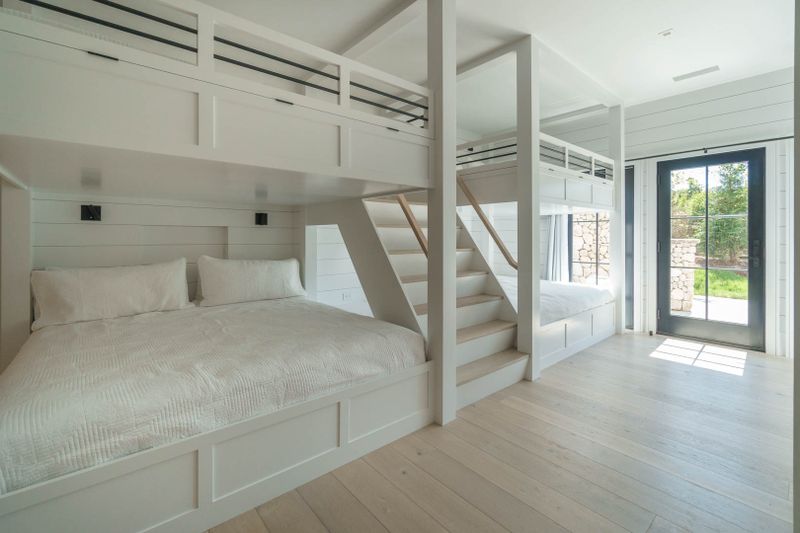 Rental Image 35