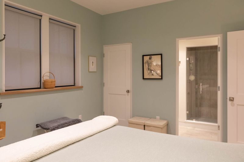 Rental Image 10