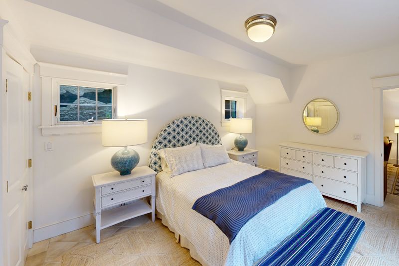 Rental Image 27